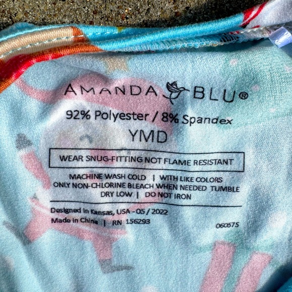 Amanda Blu, Holiday Pajama Set, Size Youth Medium - Picture 4 of 7